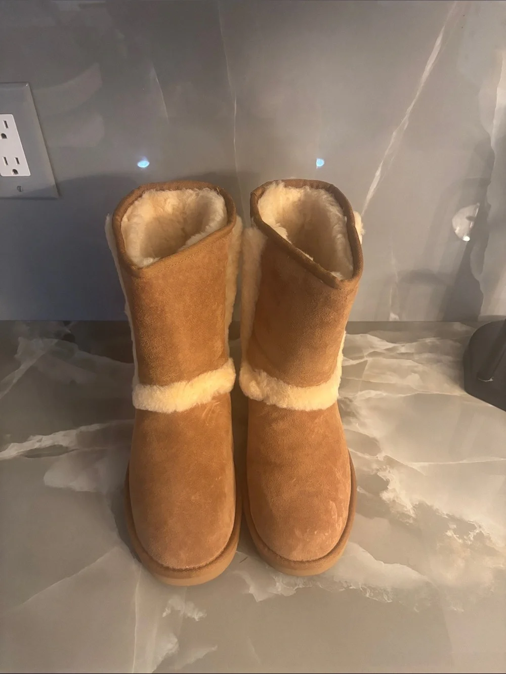 UGG Australia Women's Carter ankle boots